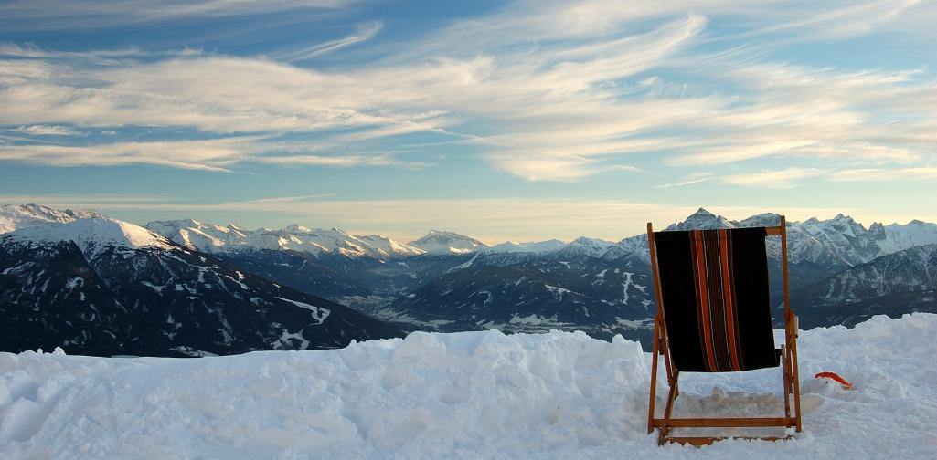 Winter Ein Stuhl im Schnee auf der Nordkette